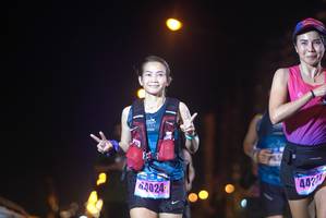 BIB: 4024, 442
                            <button type="button" onclick="openModal(18286171)" class="btn btn-primary btn-sm float-right btn-popup" data-toggle="modal" data-target=".modal-high-quality">
                        <i class="fas fa-shopping-cart"></i> Add to Cart
                    </button>
                                            <button type="button" onclick="isThisMe(18286171, true)" class="btn btn-success btn-sm float-right btn-popup btn-isme hidden" data-toggle="tooltip" data-placement="bottom" title="นี่คือรูปของคุณใช่ไหม คลิกที่นี่เพื่อเอาเข้าอัลบั้ม">
                        <i class="fas fa-plus"></i> Add to album
                    </button>
                    <button type="button" onclick="isThisMe(18286171, false)" class="btn btn-warning btn-sm float-right btn-popup btn-isnotme hidden">
                        <i class="fas fa-ban"></i> Remove from album
                    </button>